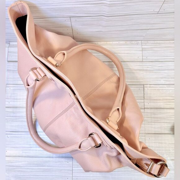 040-Cole Haan Peach Pebbled Leather Shoulder bag - Picture 7 of 12